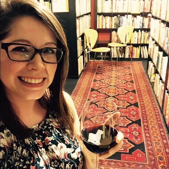 Like this listing to bookmark my closet! - Picture 7 of 8